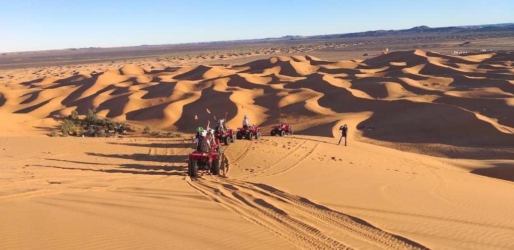 فندق Chegaga Nomad Camp El Gouera المظهر الخارجي الصورة